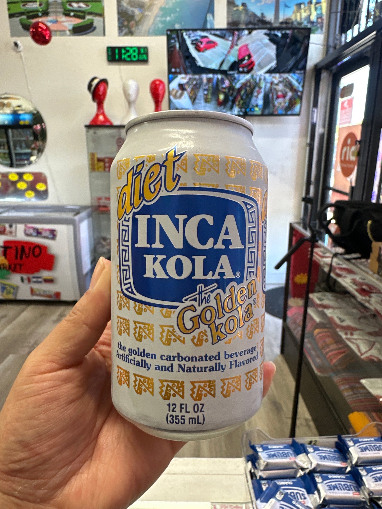 Inca Kola Diet (355ml) “Ordena directo 📲 818-339-8192 (no compras por la web)”